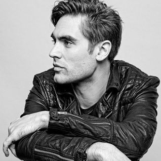 Charlie Simpson