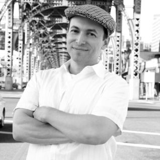 Dan Charnas