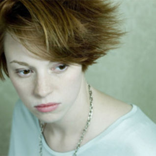 Elly Jackson