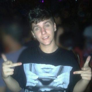 John Extremadouro