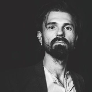 Nathan Larson