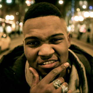 Raz Simone