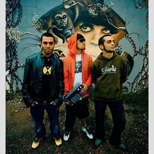 Tr3s Monos