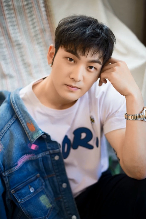 BAEKHO (백호)