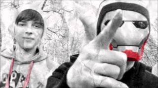 gloves&dominoes