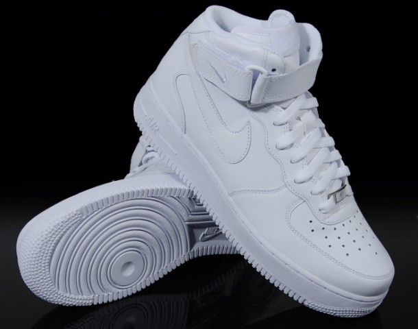Kicks