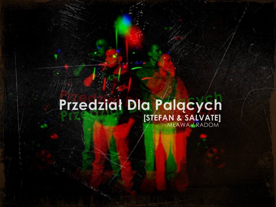 TŁUM
